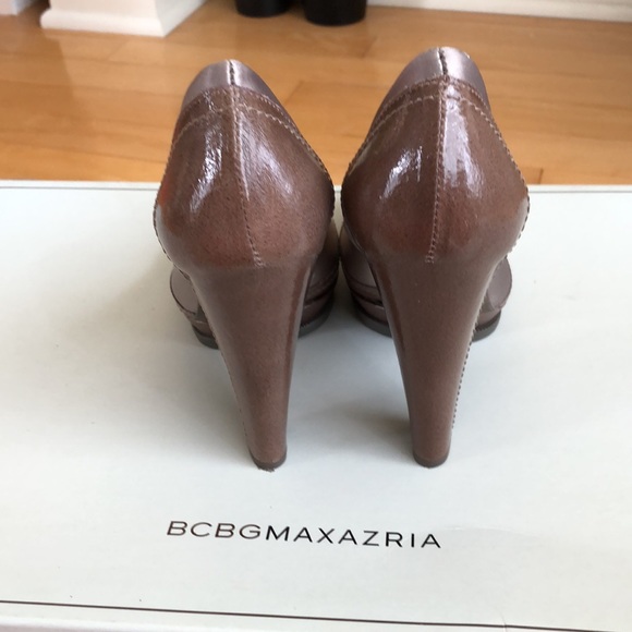 BCBGMAXAZRIA High Heel Pumps - Picture 3 of 5